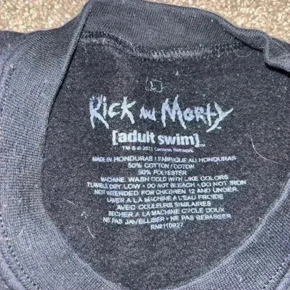 Pickle Rick Christmas sweater - Picture 2 of 5